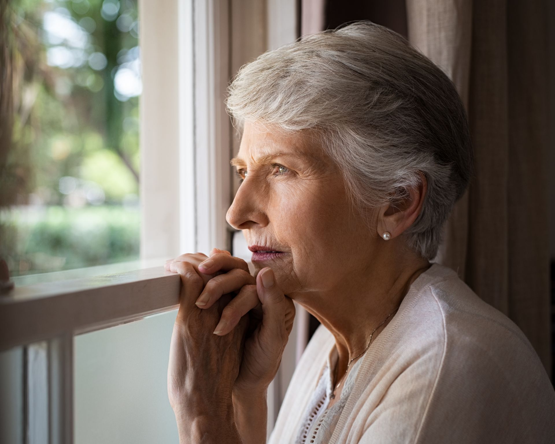Cultivating Connections: Advanced Care’s Approach to Combating Senior Isolation