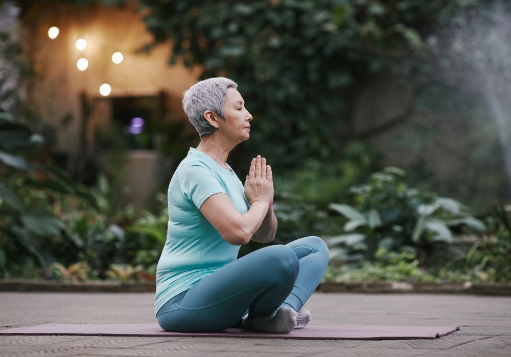 How Yoga and Meditation Can Improve Senior Mobility and Flexibility