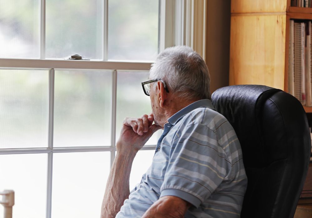 Dealing with Loneliness in Seniors: How to Cultivate New Relationships Later in Life