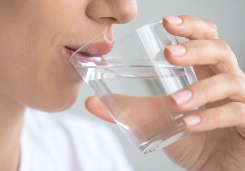 The Role of Hydration in Senior Skin Health: Tips for Glowing Skin
